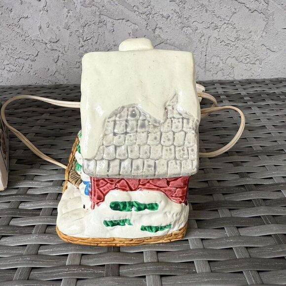 Vintage Hand‎ Painted Ceramic Log Cabin  Lighted House Christmas Country Snowman - Picture 6 of 7